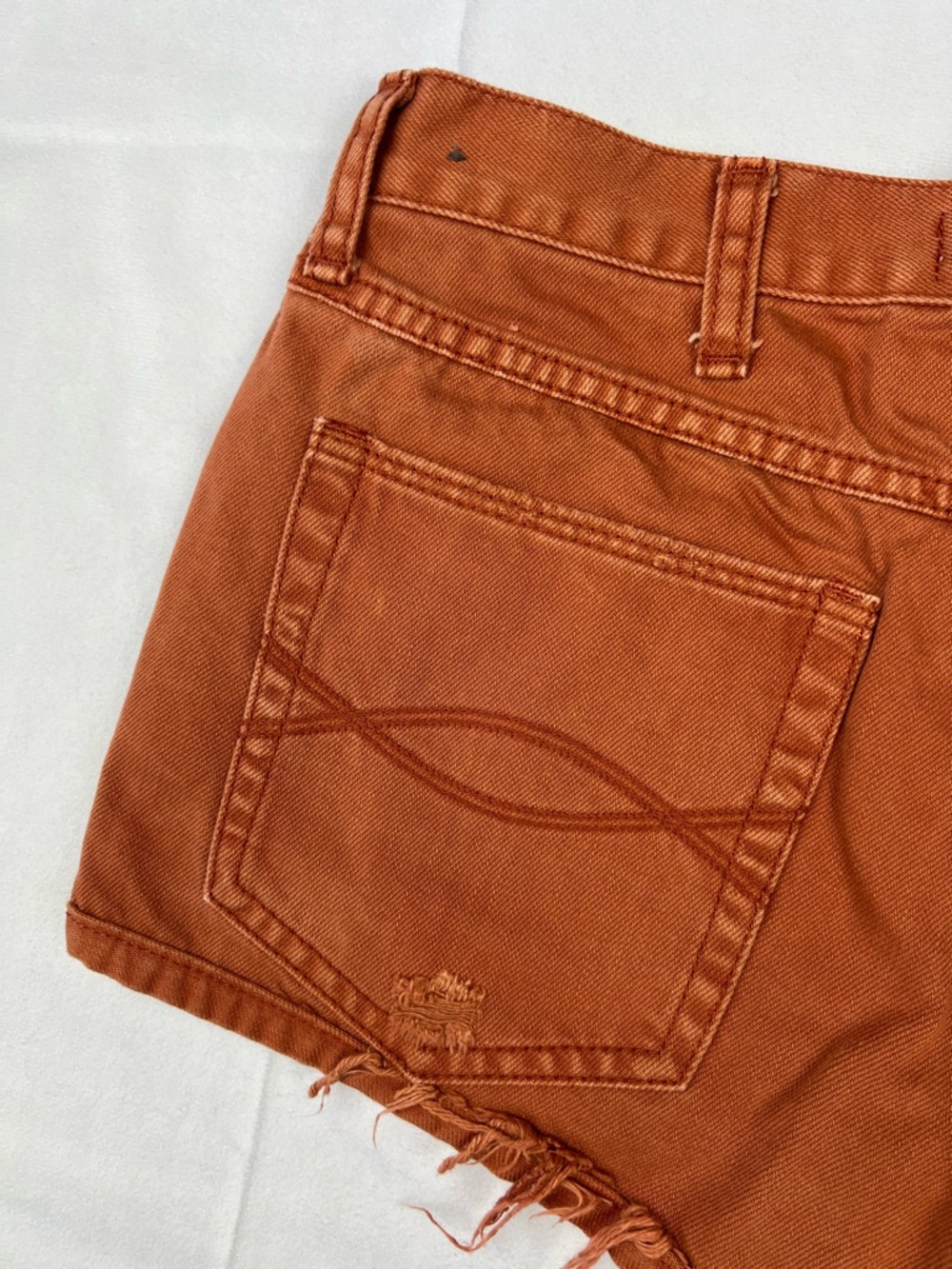 Abercrombie & Fitch Distressed Button Fly Cut Off Denim Shorts - Size 6 - Picture 7 of 8
